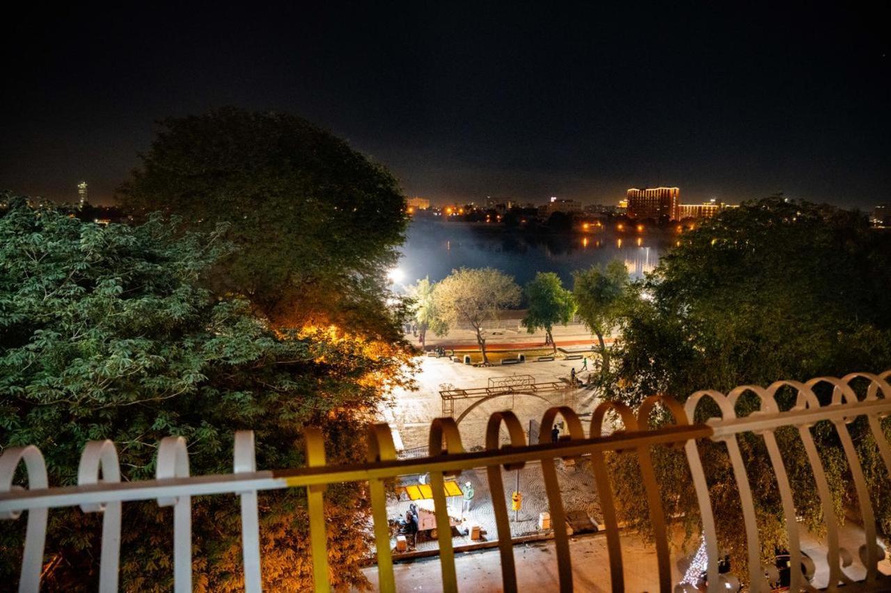 Malik Dijlah Hotel Baghdād Exteriör bild
