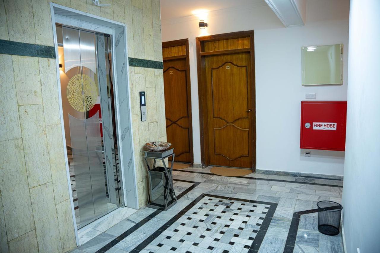 Malik Dijlah Hotel Baghdād Exteriör bild